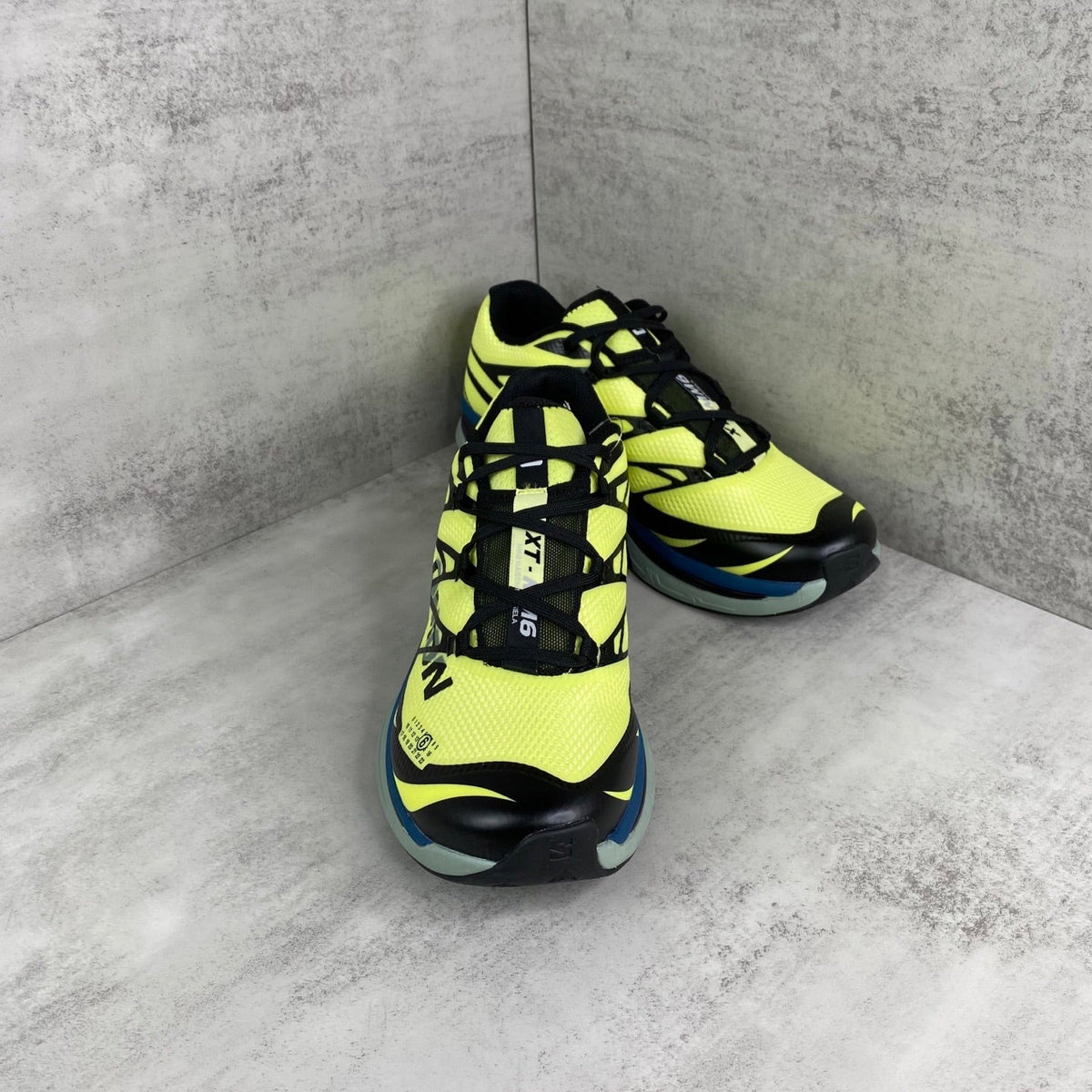 SALOMON x MAISON MARGIE XT-6 MM6