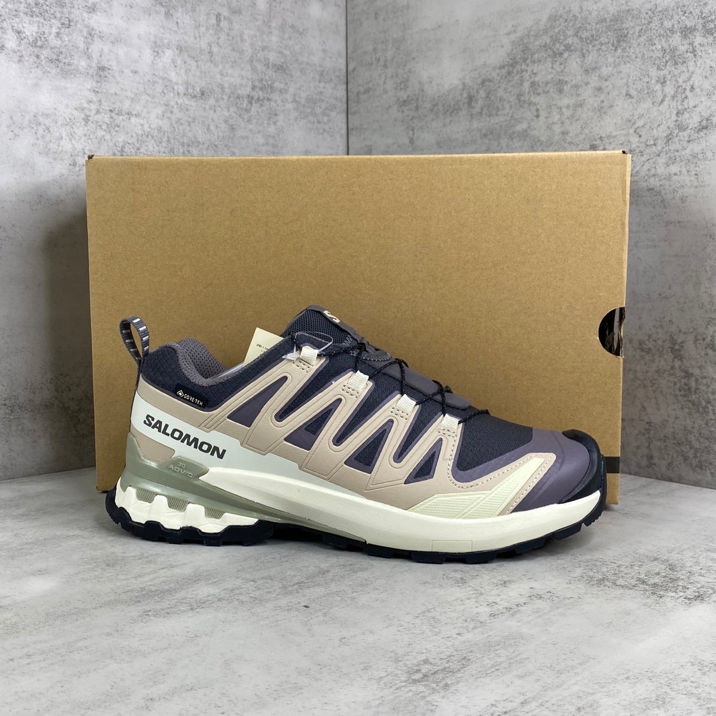 SALOMON XA-PRO 3D V9-GTX