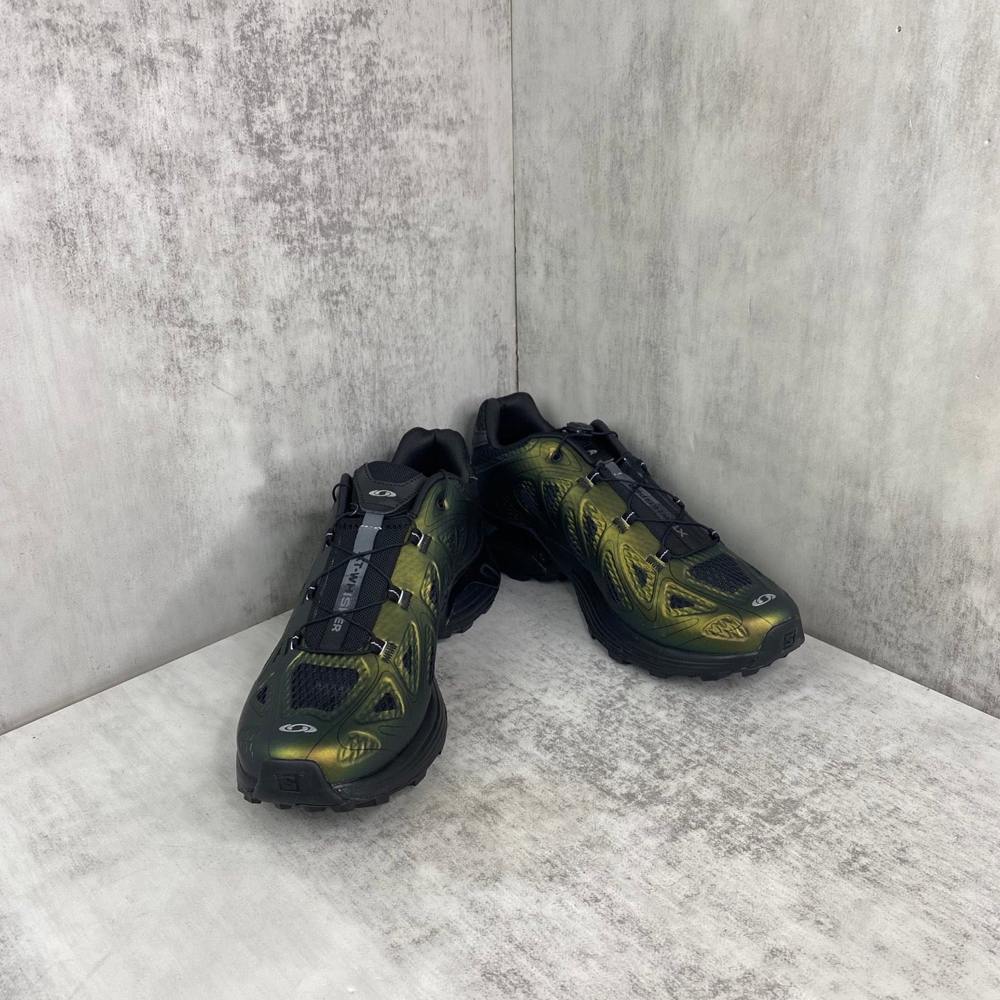 SALOMON XT-WHISPER