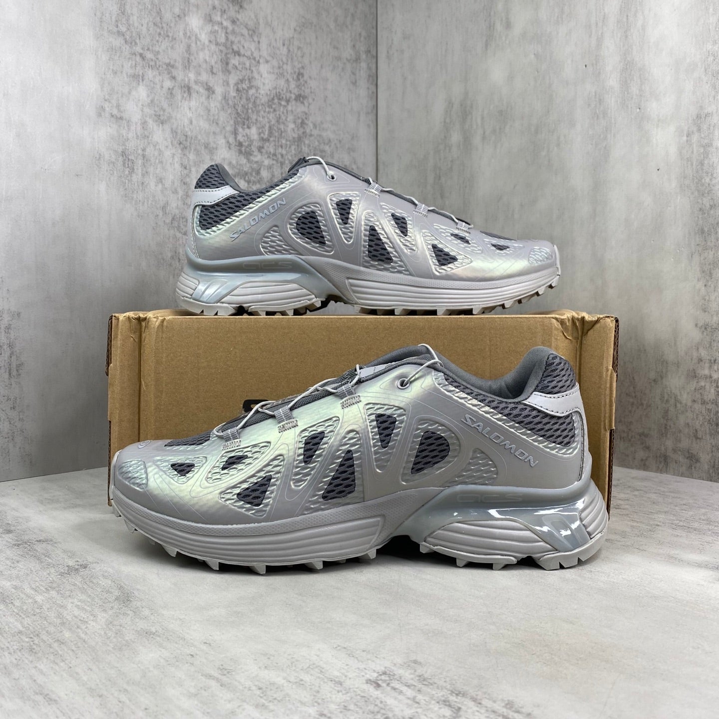 SALOMON XT-WHISPER