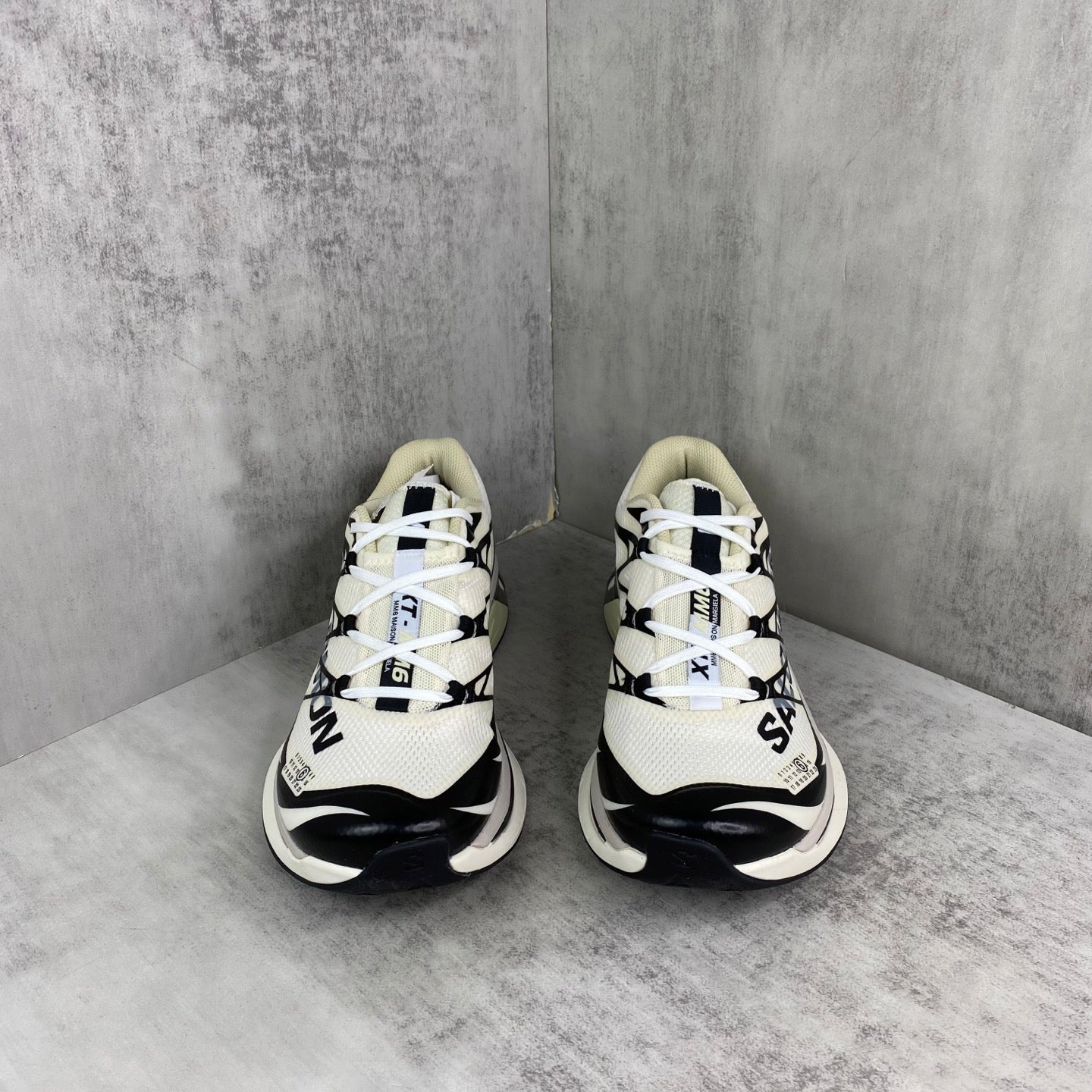 SALOMON x MAISON MARGIE XT-6 MM6