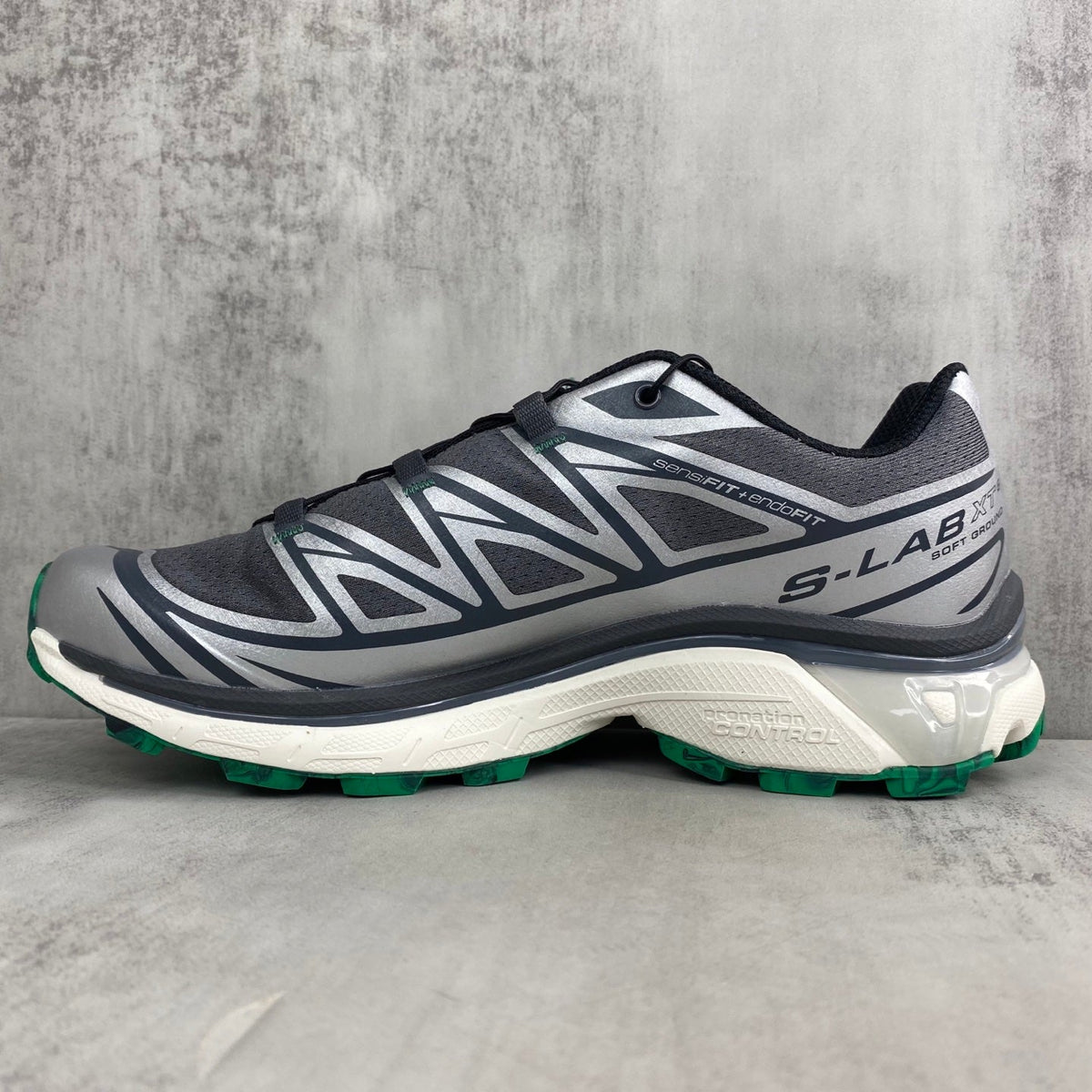 SALOMON XT-6
