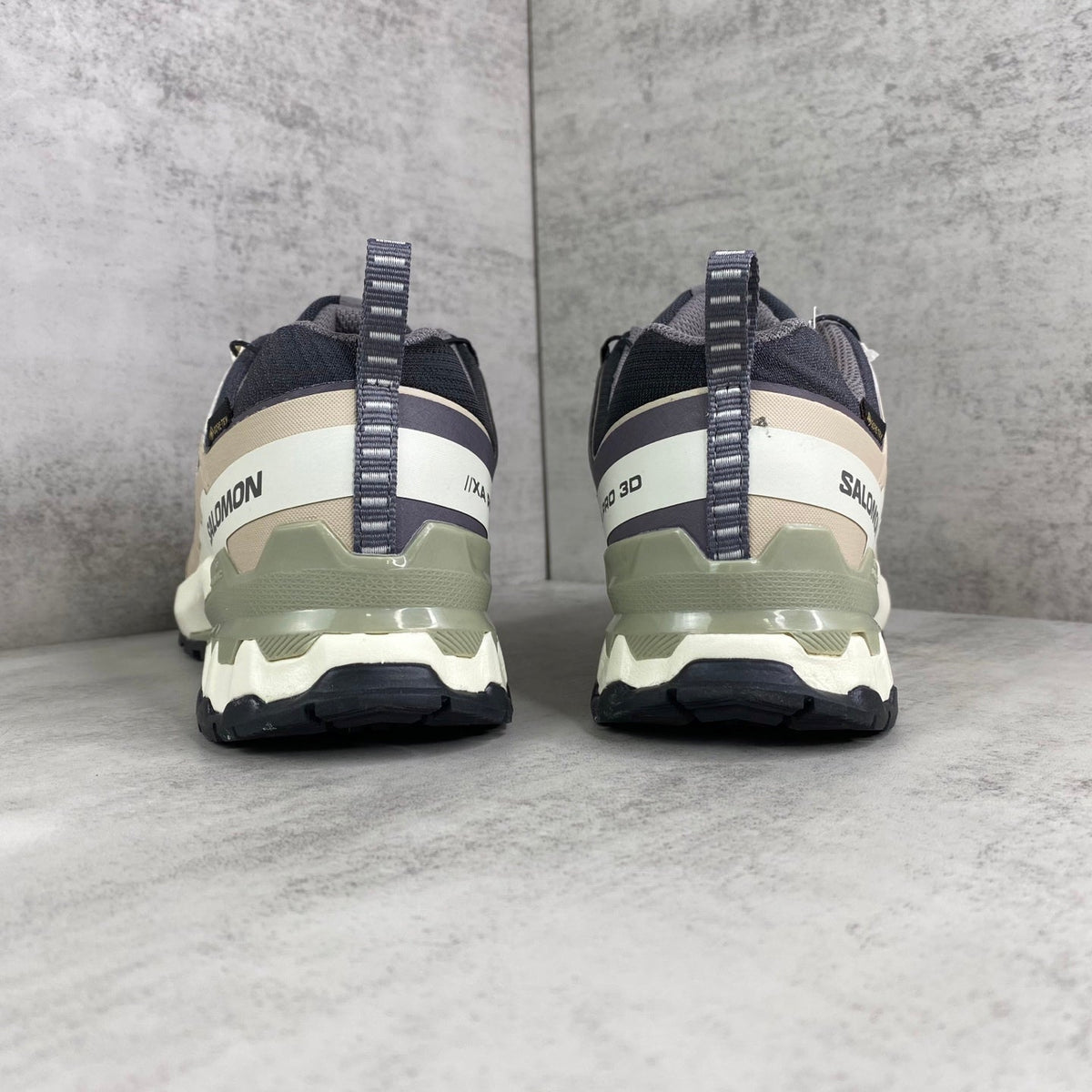 SALOMON XA-PRO 3D V9-GTX