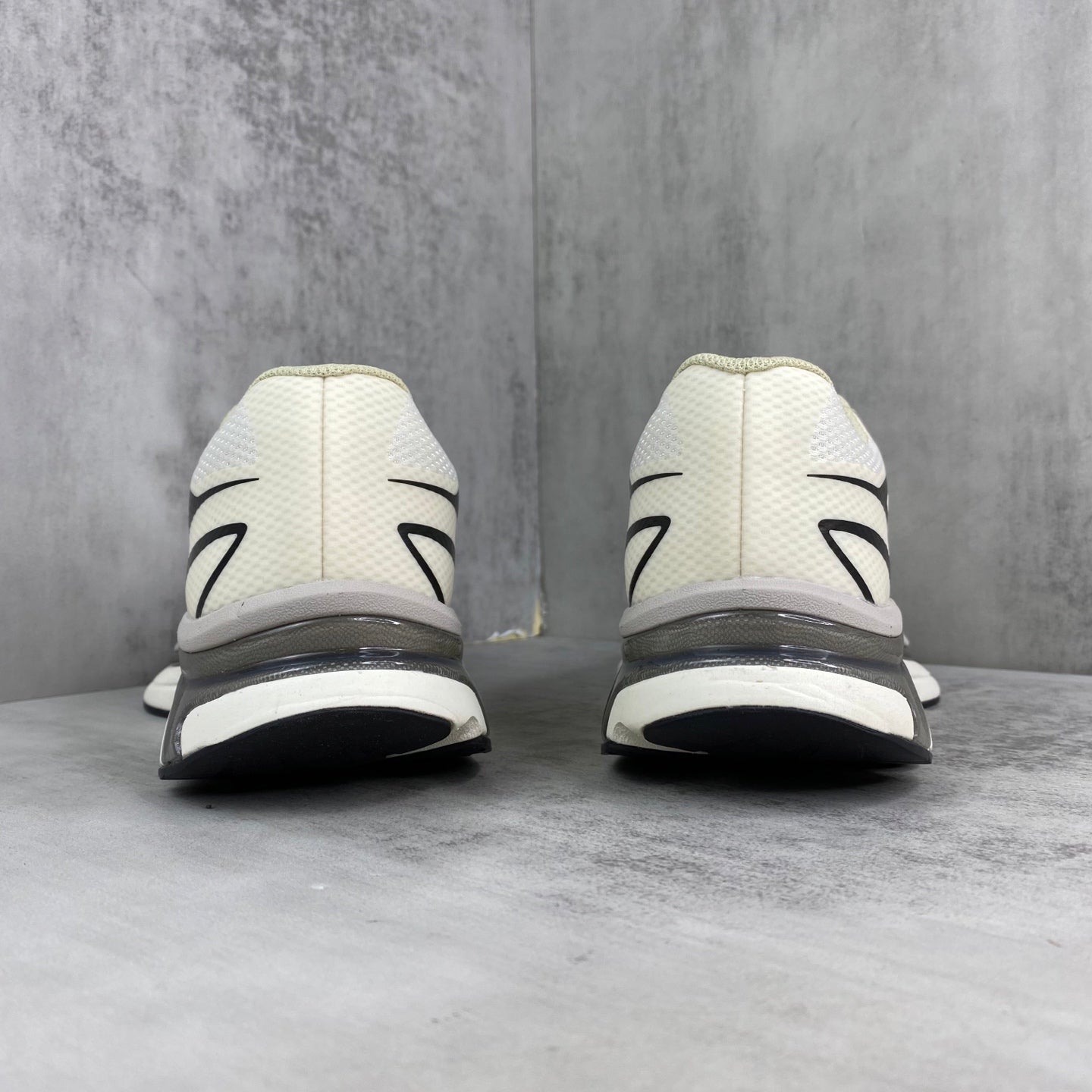 SALOMON x MAISON MARGIE XT-6 MM6