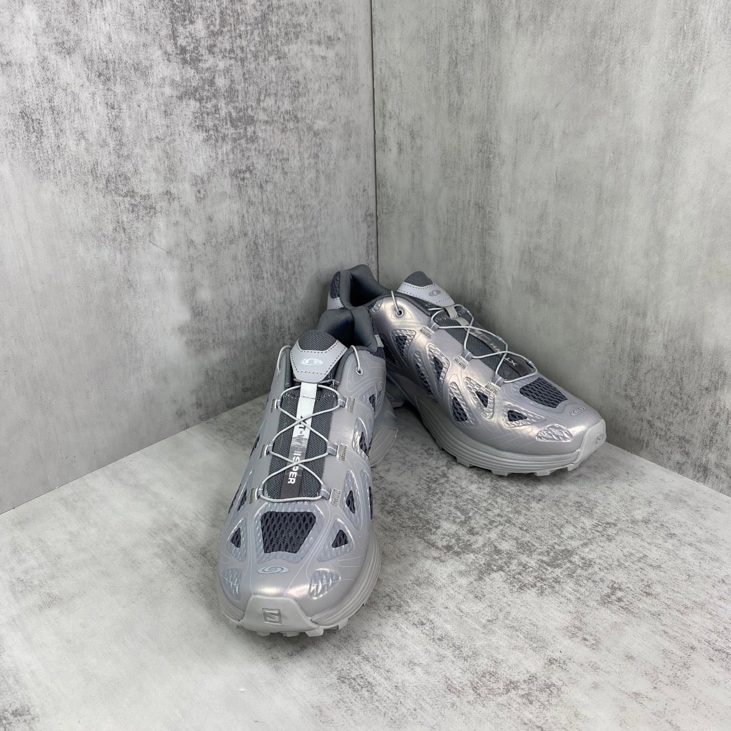 SALOMON XT-WHISPER