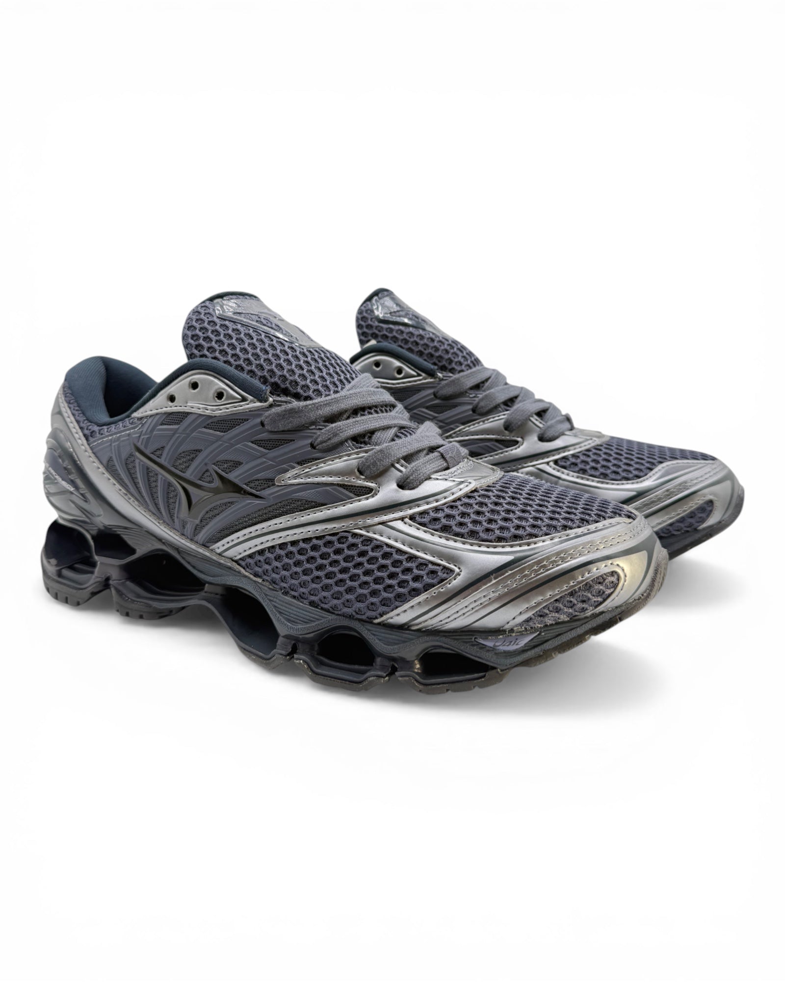 Mizuno Wave Prophecy "Odyssey Gray"
