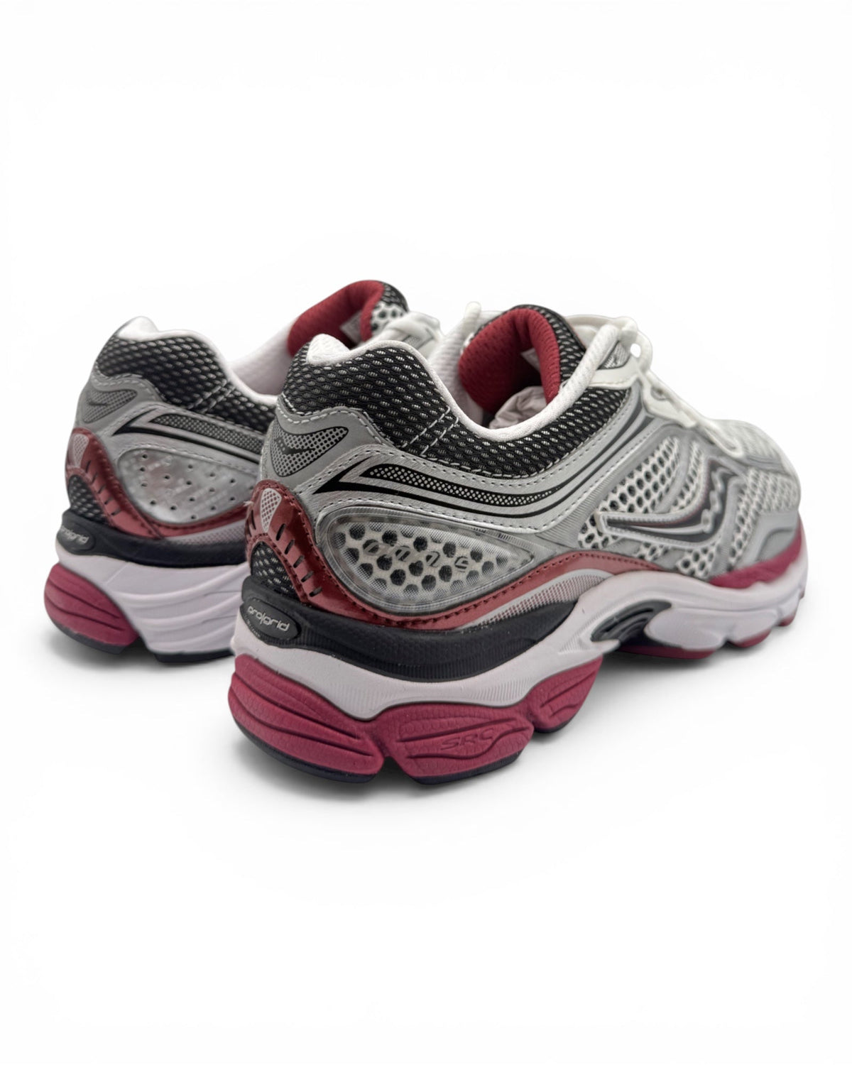 Saucony Omni 9 "Red Silver"