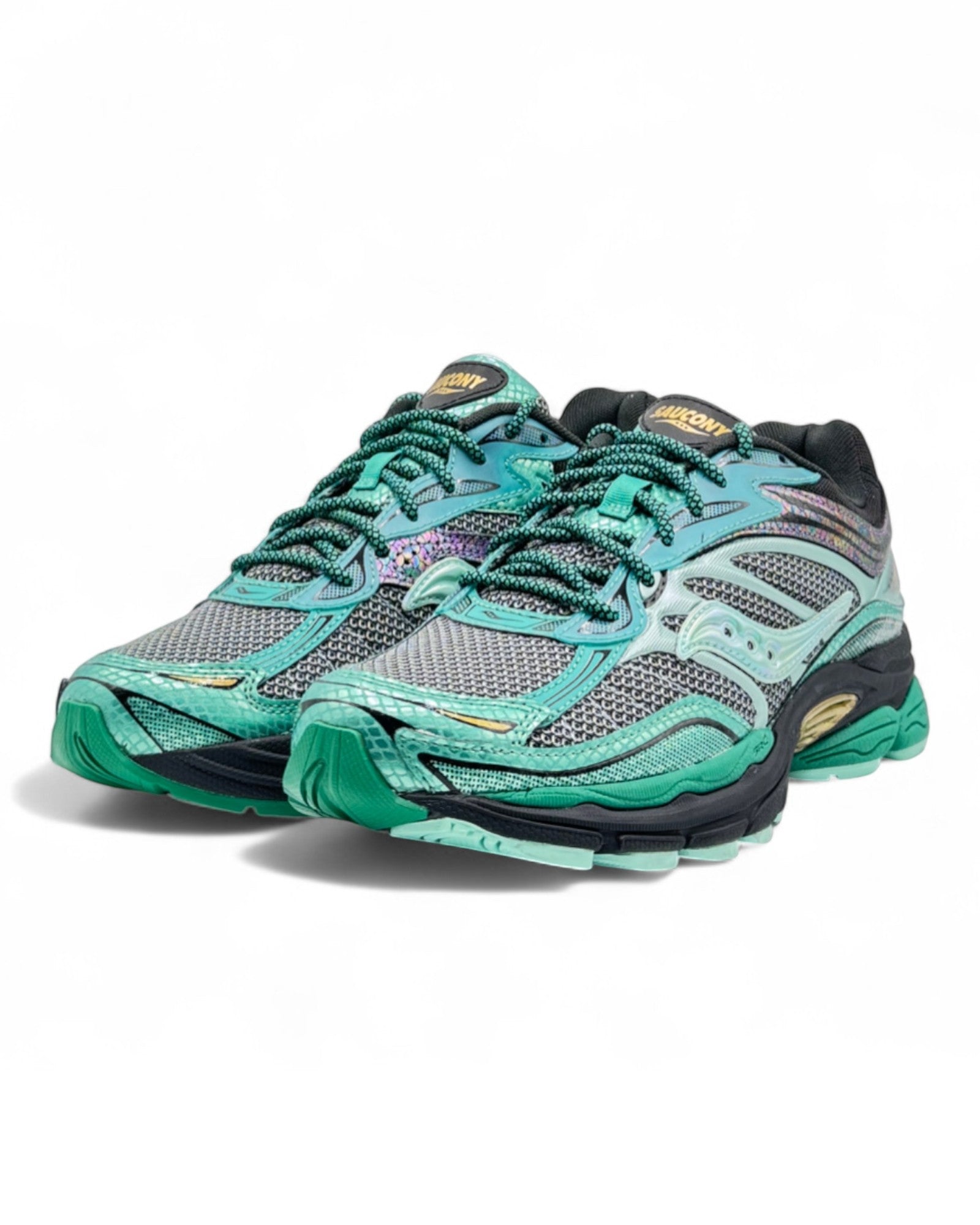 Saucony Omni 9 "Green Glow"