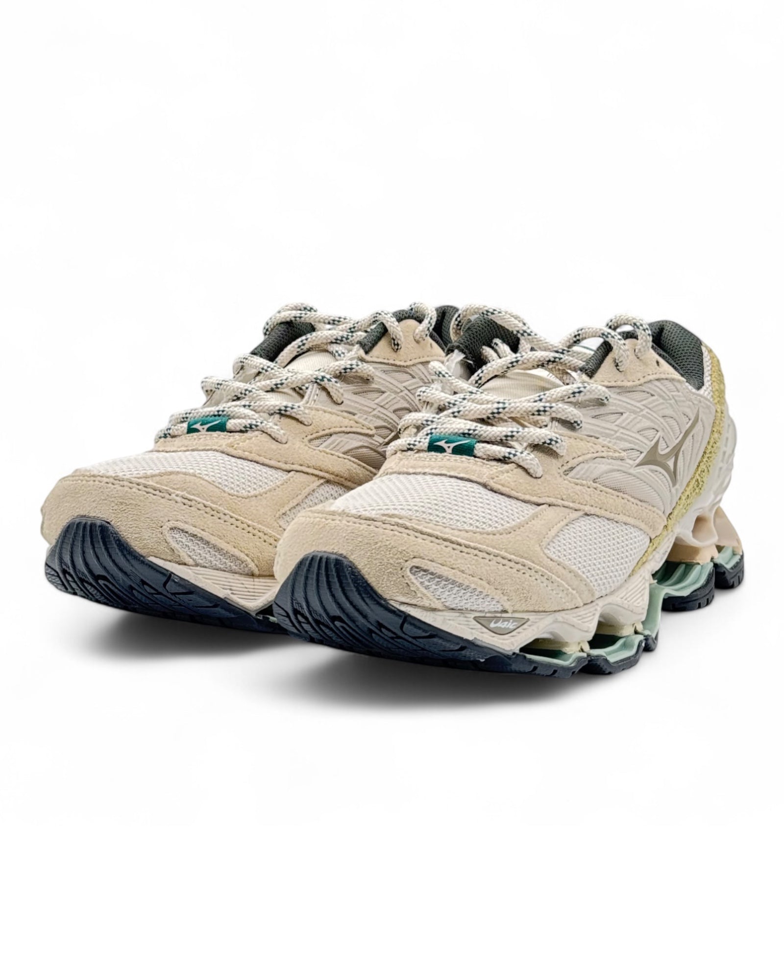 Mizuno Wave Prophecy LS beige