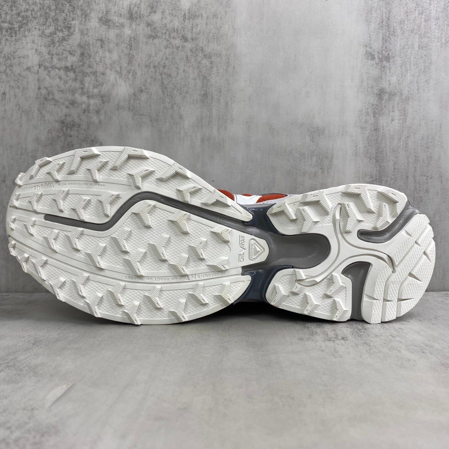 SALOMON XT-WHISPER