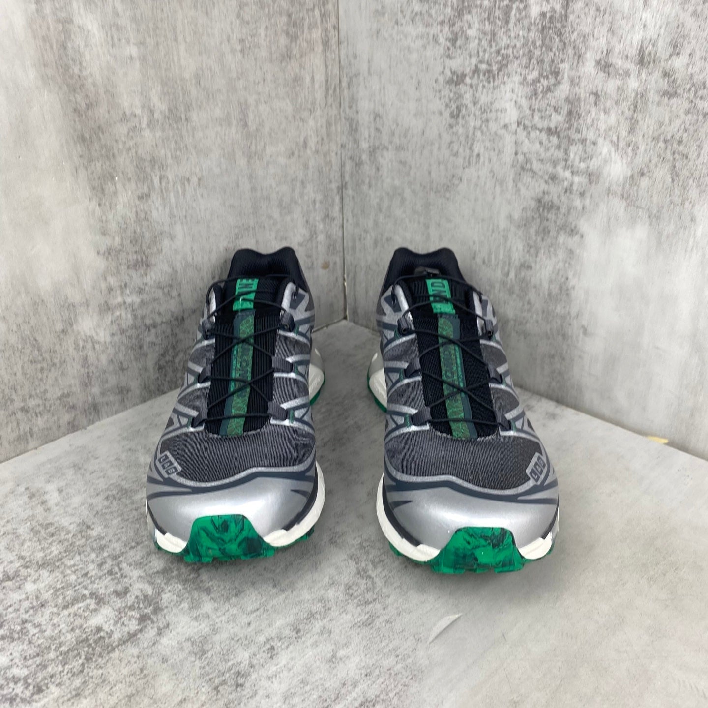 SALOMON XT-6