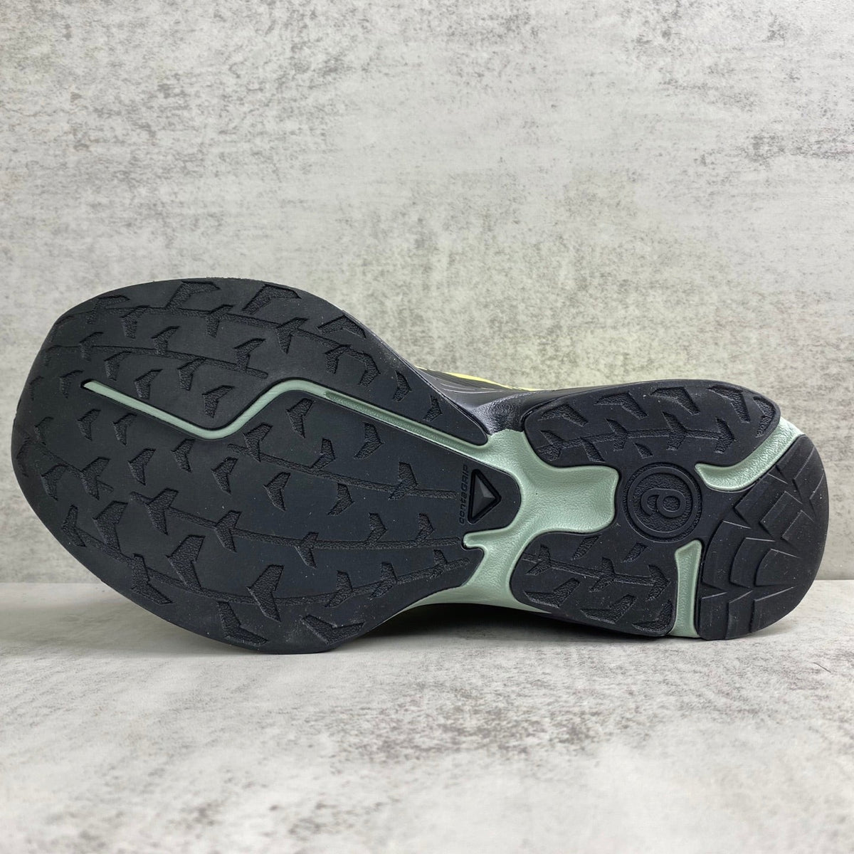 SALOMON x MAISON MARGIE XT-6 MM6