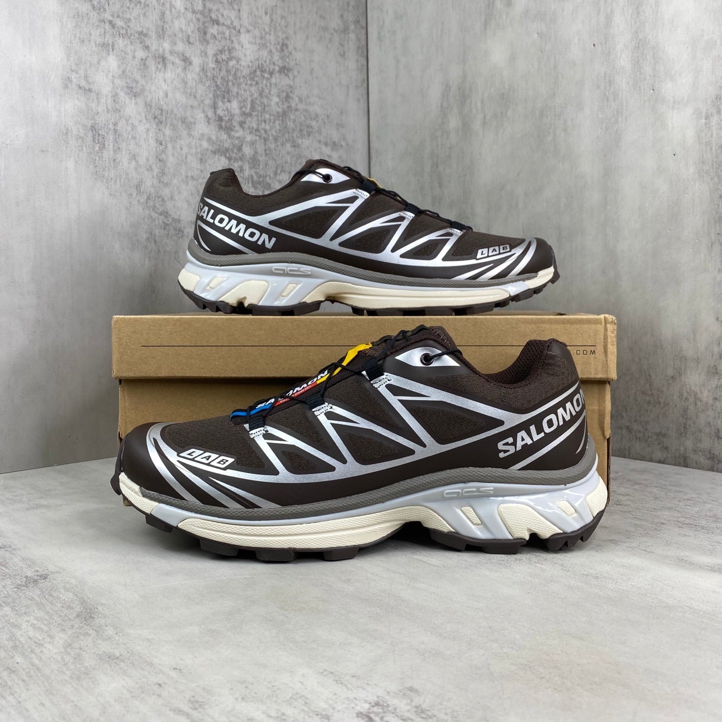 SALOMON XT-6