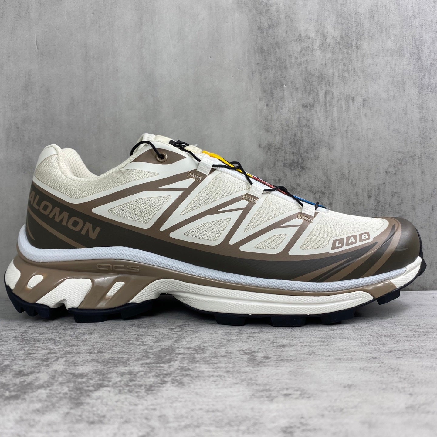 SALOMON XT-6