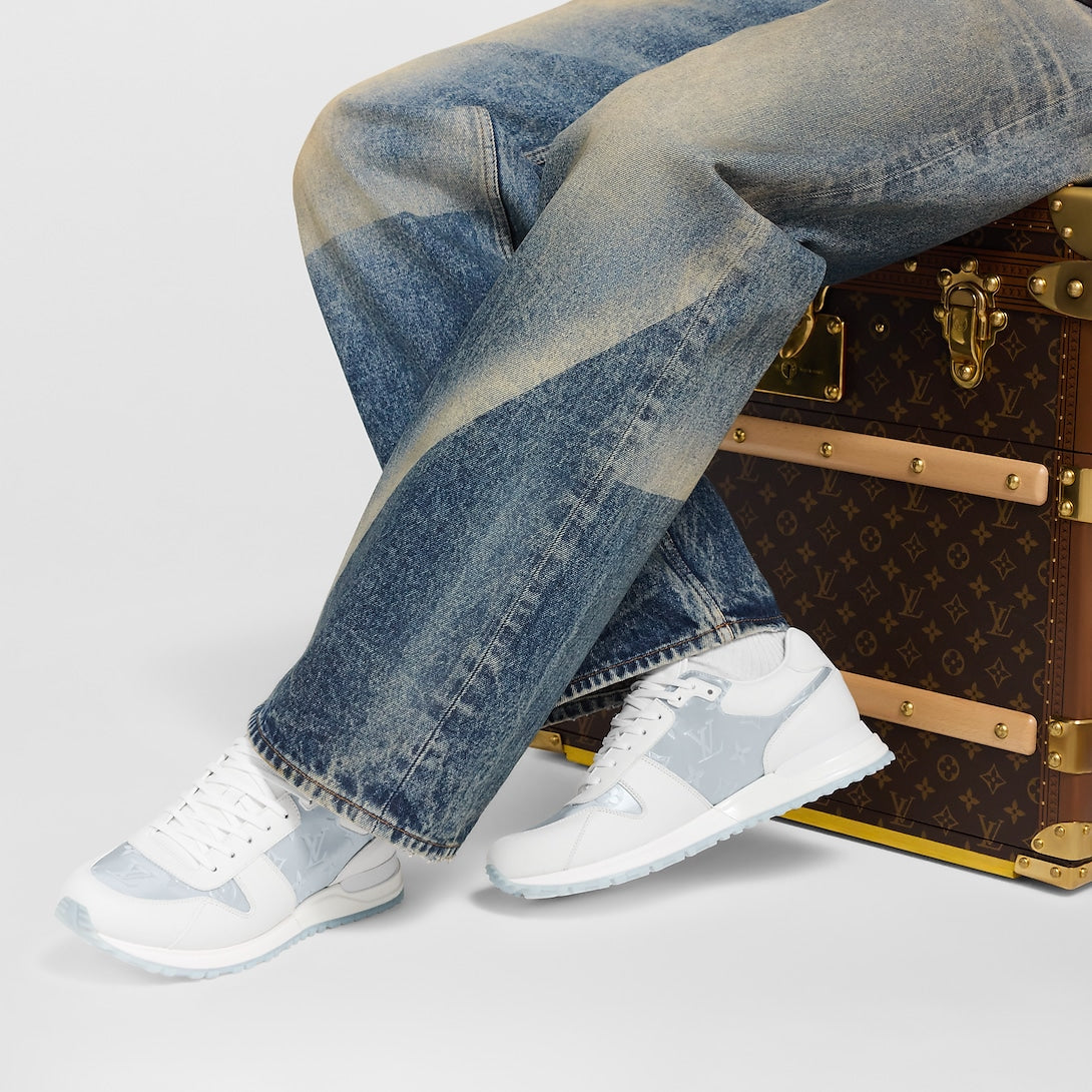 Sneaker Run Away