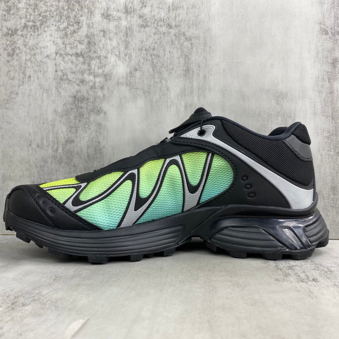 SALOMON XT-WHISPER