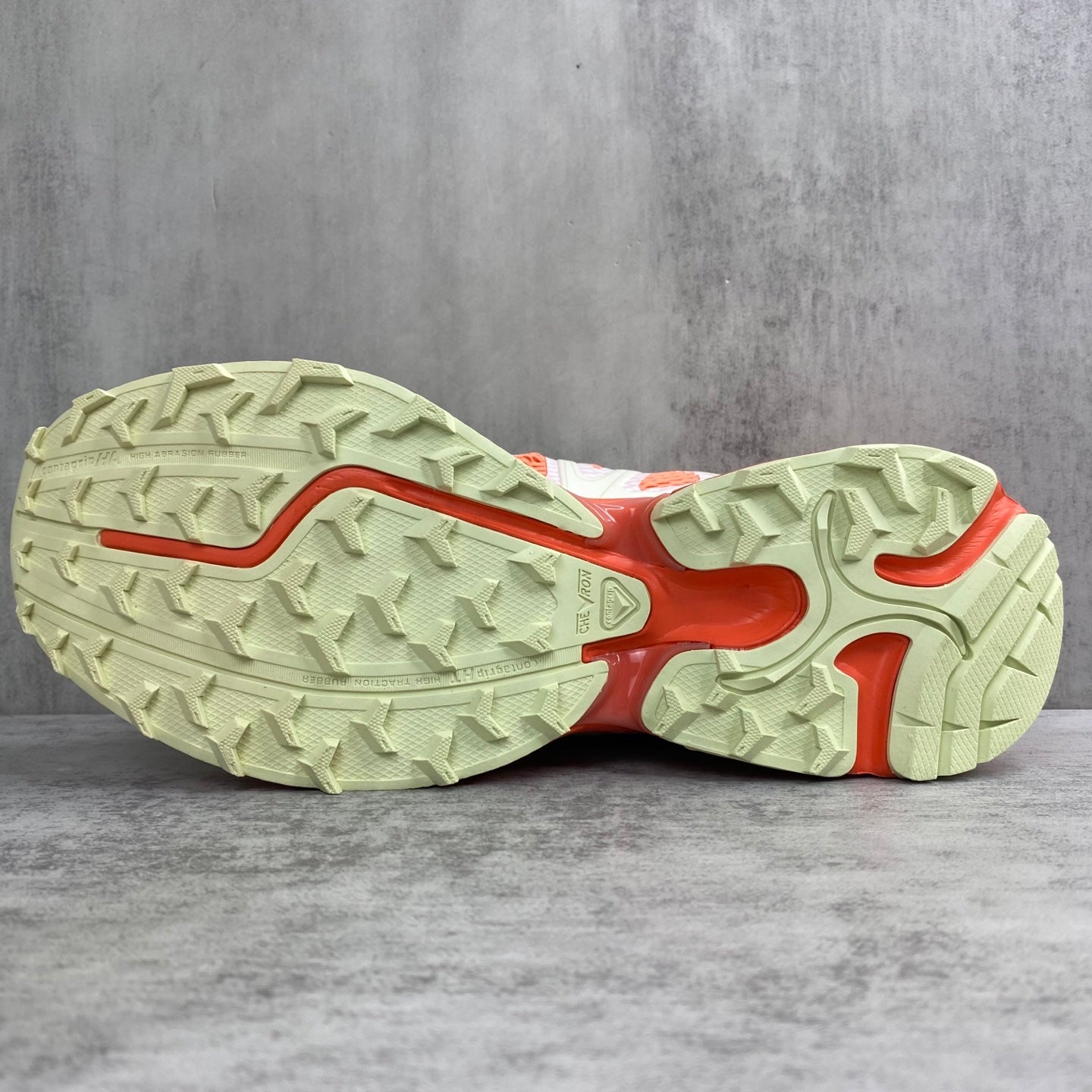 SALOMON XT-WHISPER
