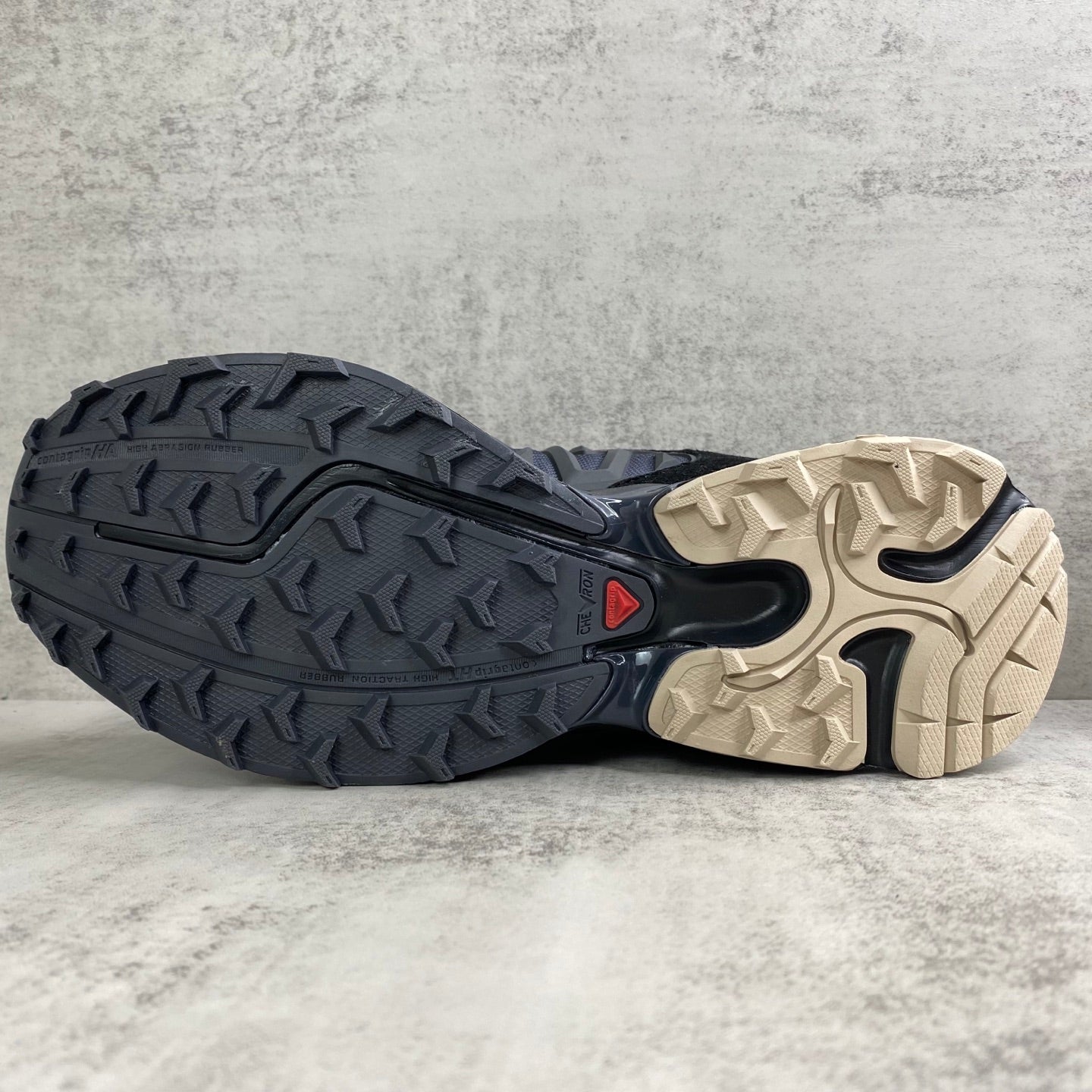 SALOMON XT-WHISPER