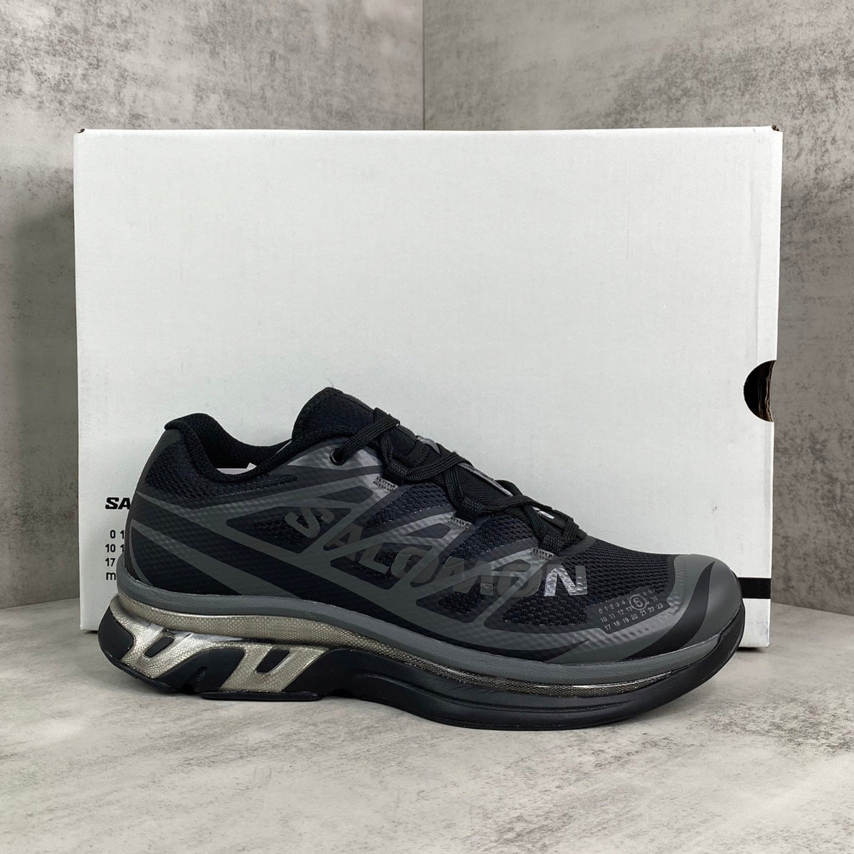 SALOMON x MAISON MARGIE XT-6 MM6