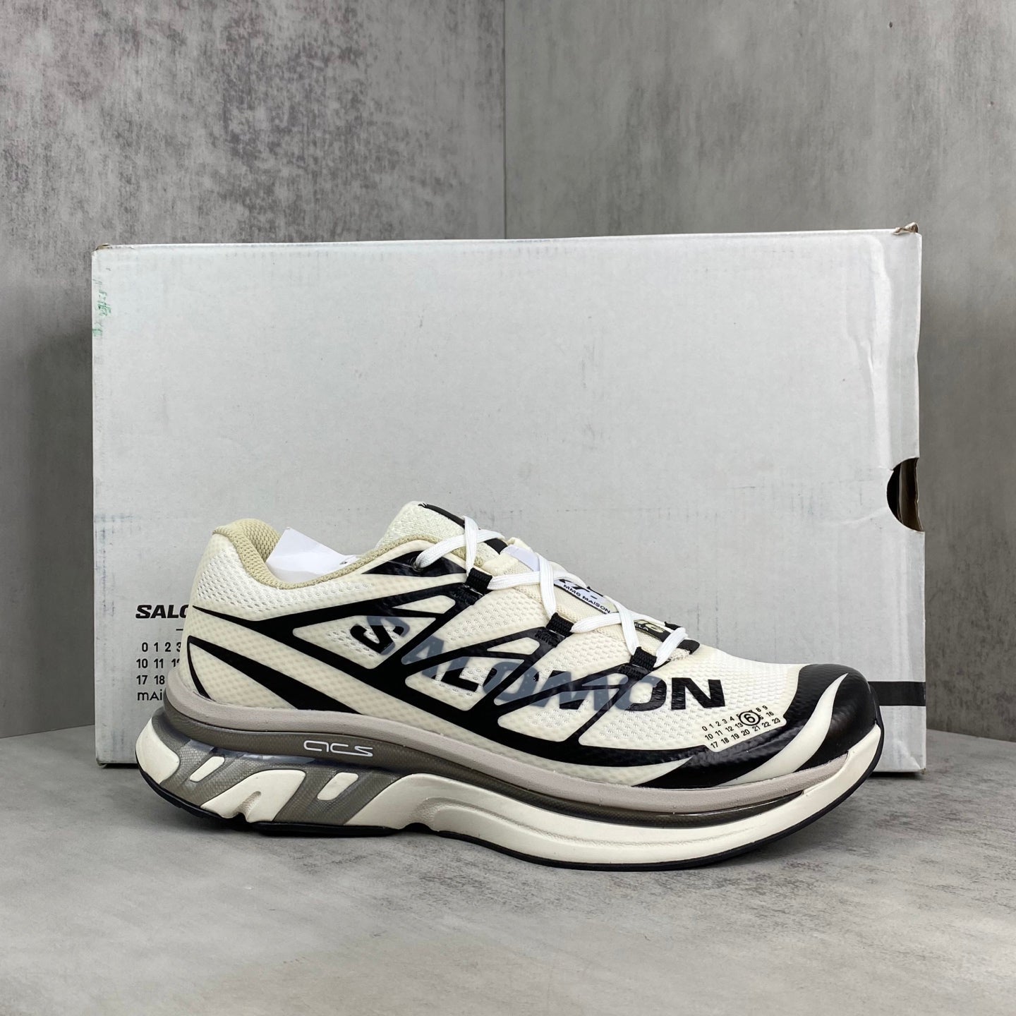 SALOMON x MAISON MARGIE XT-6 MM6