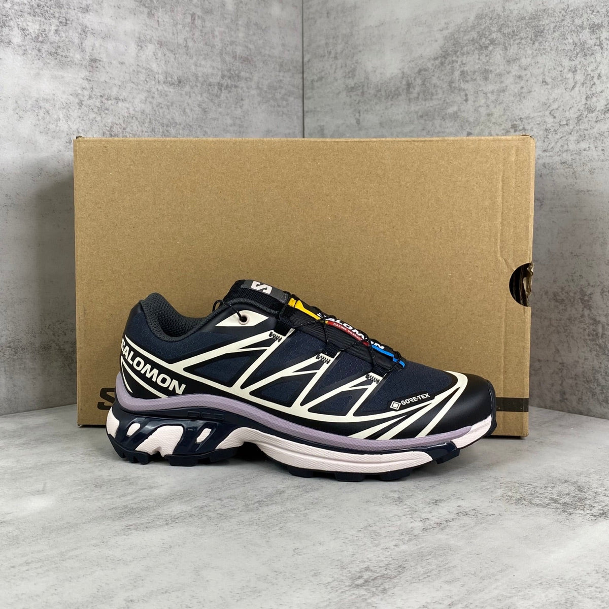 SALOMON XT-6