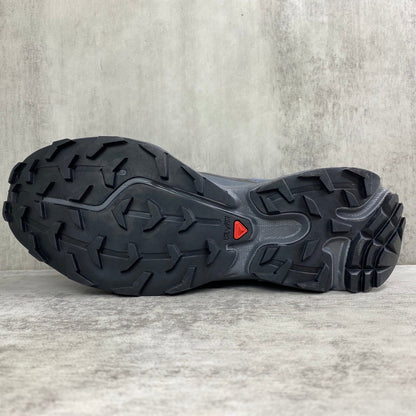 SALOMON XT-6