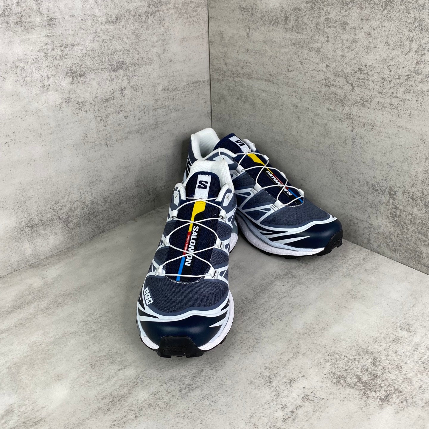 SALOMON XT-6