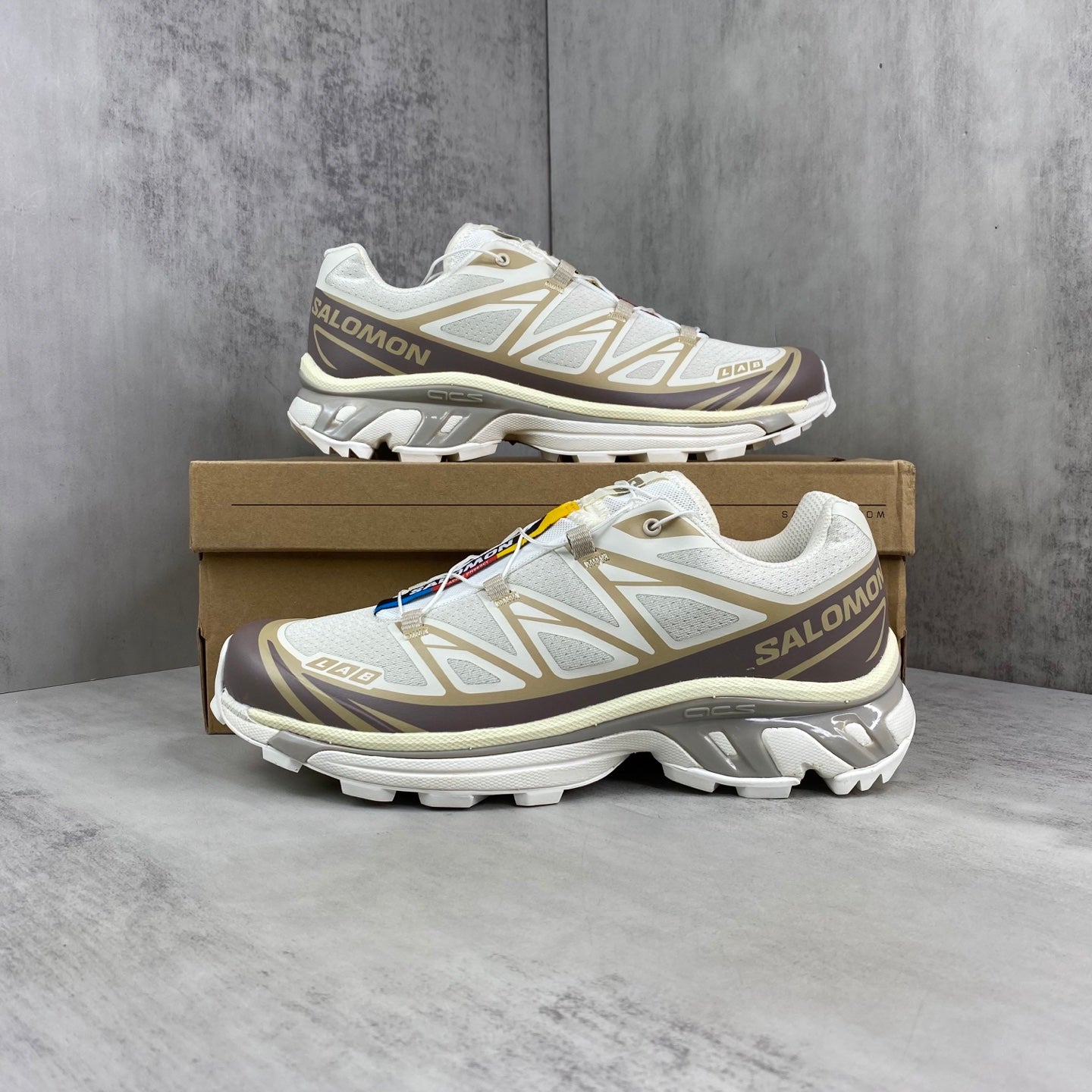 SALOMON XT-6