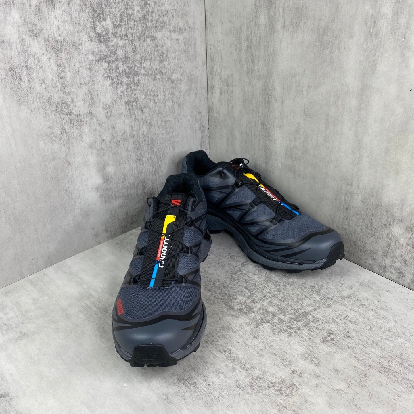 SALOMON XT-6