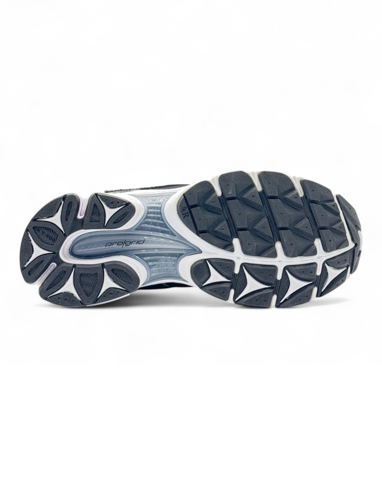 Saucony Triumph 4 "Black Silver"
