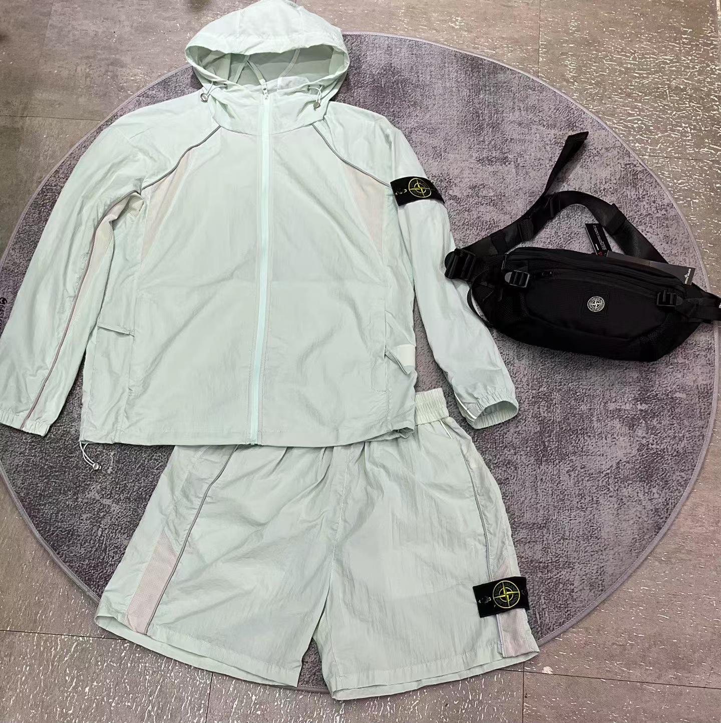 Outfit Stone Island - Look 1 Bleu