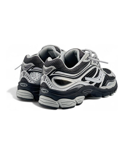 Saucony Omni 9 "Black Silver"