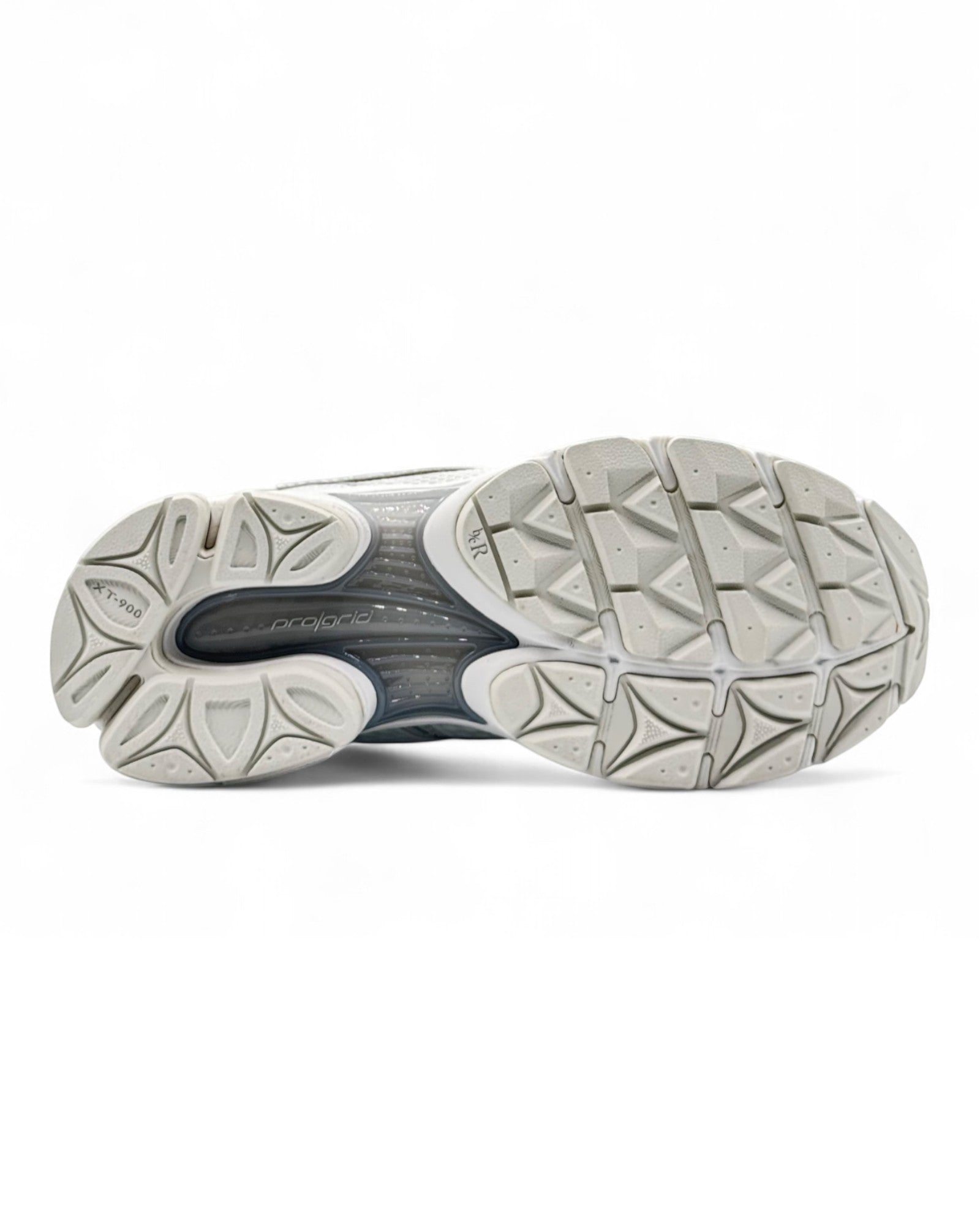 Saucony Triumph 4 "White Silver"