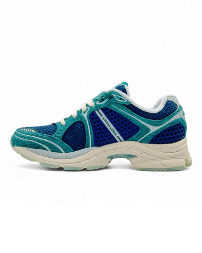 Saucony Triumph 4 x END.