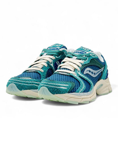 Saucony Triumph 4 x END.