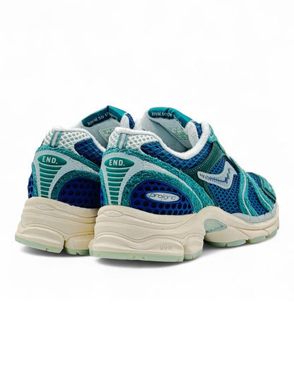 Saucony Triumph 4 x END.