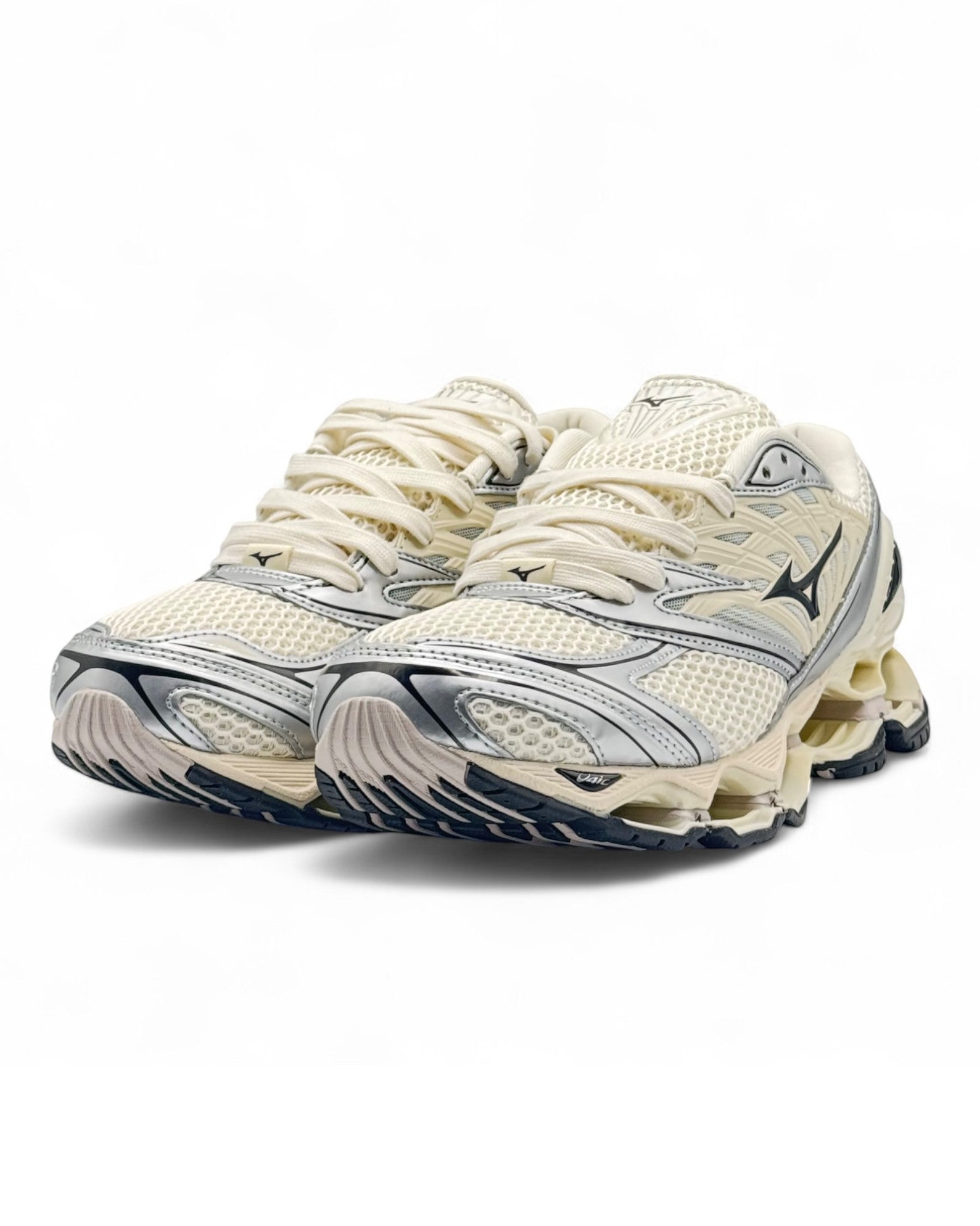 Mizuno Wave Prophecy LS "Cream Silver"