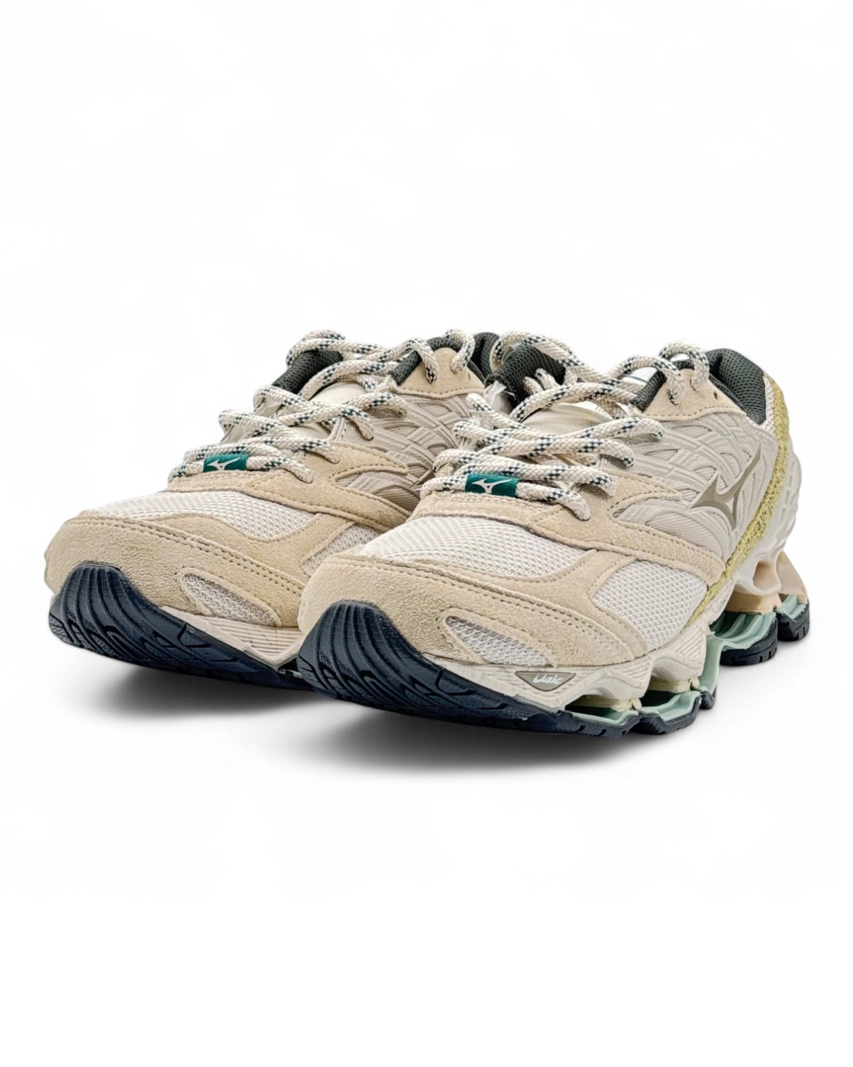 Mizuno Wave Prophecy LS beige