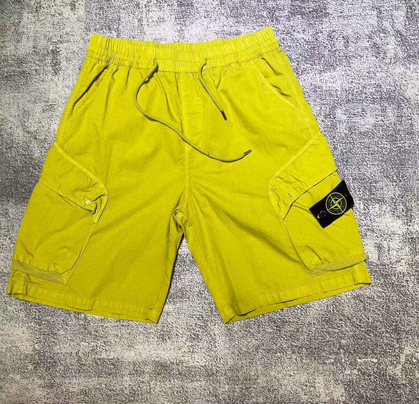 Short Stone Island - Modèle 3 - Jaune