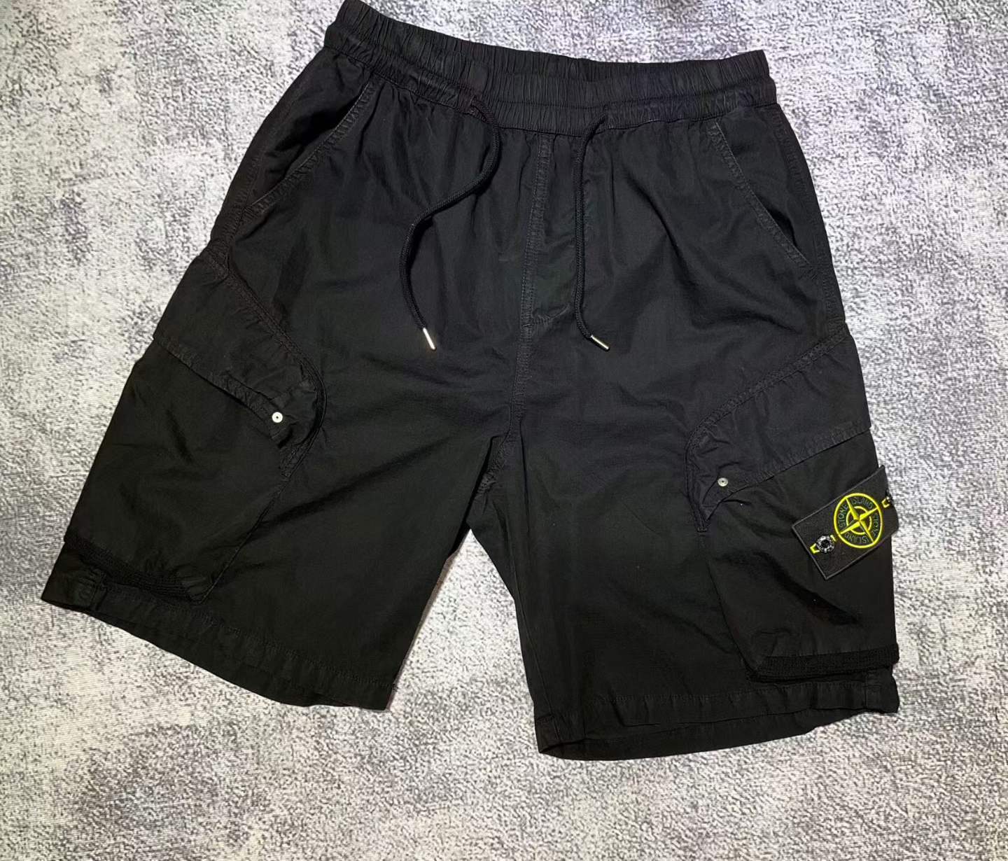 Short Stone Island - Modèle 3 - Jaune